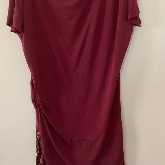 Marciano off the shoulder dress - Picture 5 of 5